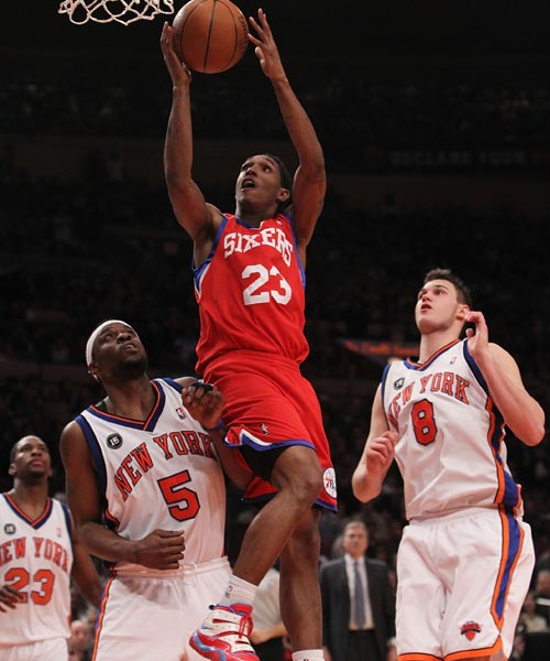 内外赛场上 内外赛场上